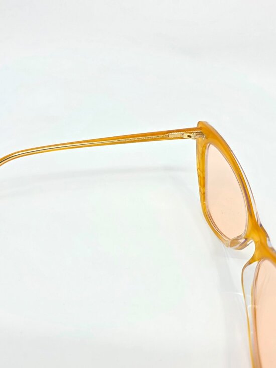 Gucci Yellow Cat Eye Sunglasses Pink Lenses Size 61MM×16MM×145MM MSRP $595 main image 4